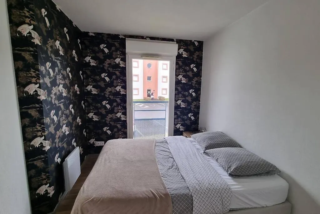 Appartement Avec Parking Prive Ploumagoar Apartamento